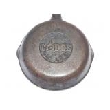 CAST IRON- LODGE SKILLET- USA- L5MS