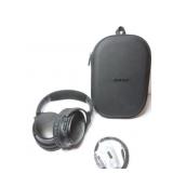 BOSE - HEAD PHONES- WITH CASE AND CORD