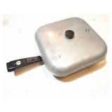 SUNBEAM ELECTRIC SKILLET- WITH LID AND POWER CORD