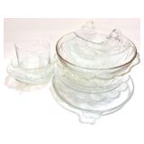 SERCING BOWLS AND PLATTERS