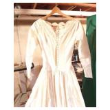 VINTAGE WEDDING DRESS