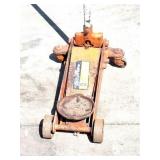 ASTROLINE- 2 TON HYDRAULIC FLOOR