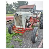 FORD 800 TRACTOR