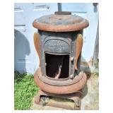 BANNER GARLAND POT BELLY STOVE-
