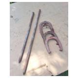 HORSESHOES SET- 4 SHOES AND 2 STAKES