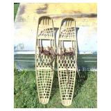 VICTOR- PAIR OF SNOW SHOES
