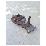 WHEEL HUB AND BOLT ON SHORT AXLE