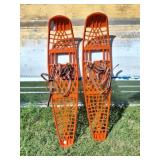 VICTOR- PAIR OF SNOW SHOES