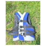 DBX- ADULT SMALL/ MEDIUM LIFE JACKET