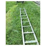 ALUMINUM LADDER