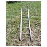 ALUMINUM LADDER