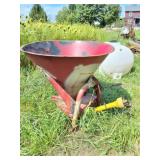 BROADCAST SPREADER-3 POINT HITCH- PTO DRIVEN