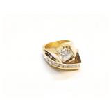 LADIES RING 14K GOLD, CENTER DIAMOND 2.35CT APRX.
