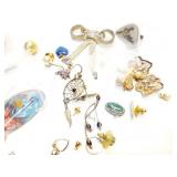 MIXED LOT, EAR RING, STONES + MORE