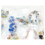 BEAD LOT, BRACELET SEVERAL