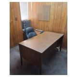 OFFICE DESK WITH CHAIR