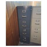 4 drawer gray file cabinet. Buyer must move