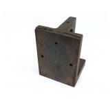 Right angle machining plate