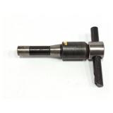Piloted tap wrench