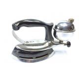 COLEMAN- INSTA- HOT- MOCSL NO 609- VINTAGE IRON