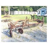 SIDE DELIVERY HAY RAKE