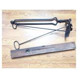 VINTAGE TOOLS- LEVEL- CAST GRABBER AND 2 SMELTING