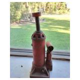 HYDRAULIC BOTTLE JACK