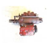MASSEY HARRIS 3 POUNT HITCH LIFT CYLINDER AND