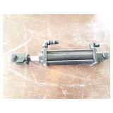 HYDRAULIC CYLINDER