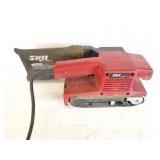 SKIL BELT SANDER WITH DUST COLLECTOR BAG