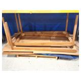 OAK TABLE