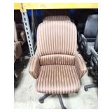 4 - MATCHING SWIVEL CHAIRS