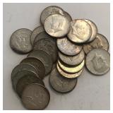 (23) 1964 90% Silver Kennedy Halves