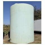 7000g Upright Poly Tank