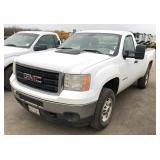 (DMV) 2013 GMC 2500 3/4T Pick-Up, Gas