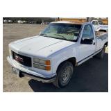 (DMV) 2000 GMC Sierra Pick-Up, Gas