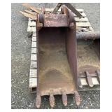 18" Backhoe Bucket
