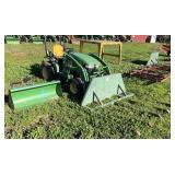 (Offsite) JOHN DEERE 2025R Tractor Package, MFWD