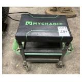 MYCHANIC Rolling Mechanics Stool