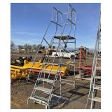 U-LINE 8.5' Portable Steel Step Ladder