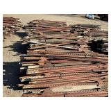 (4) Pallets of Approx (600) 6' T-Posts