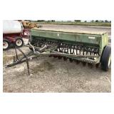 JOHN DEERE 8300 13' Grain Drill