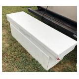 WEATHERGUARD Pick-Up Toolbox & Key