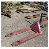 RAYMOND 5500Lb Capacity Pallet Jack