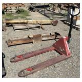 RAYMOND 5500Lb Capacity Pallet Jack