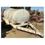 BIG W 1600g Poly Tank Mixing Trailer