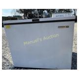 KELVINATOR CHEST FREEZER