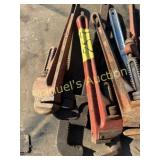 LOT PIPE WRENCHES