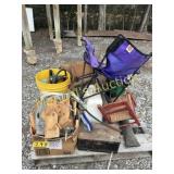 PALLET ESTATE ITEMS - BREAD BOX, MISC