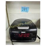 RCA ALARM CLOCK & RADIO